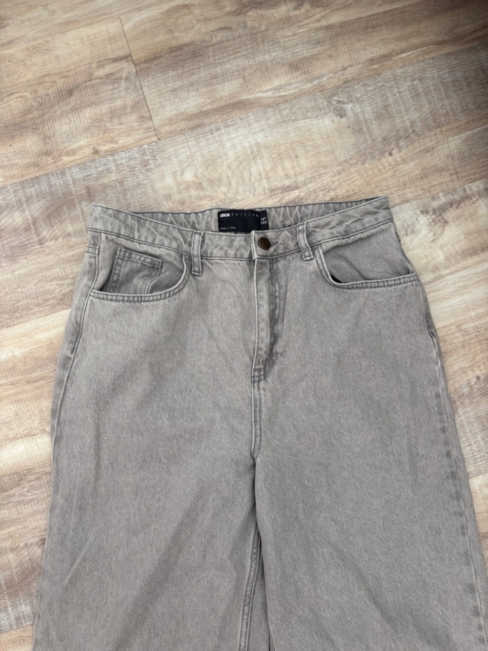 ASOS Wide Leg Flared Jeans in Light Gray - Picture 2 of 4
